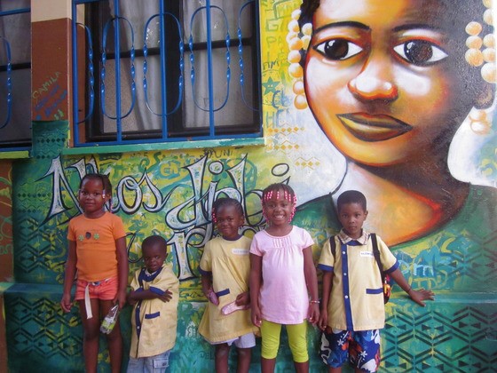 The “Kibera Peace Walls" youth mural project will use public art to encourage unity and cooperation between ethnic and political groups ahead of the presidential election scheduled for March, 2013. Kibera, one of Africa’s largest slums, was strongly affected by the violence and political turmoil that engulfed Kenya after the last election, and preventing a repeat of this crisis is the project’s main objective
