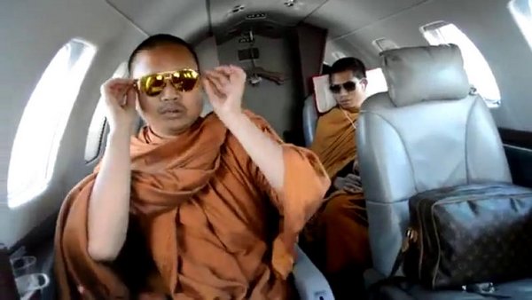 jet set monk